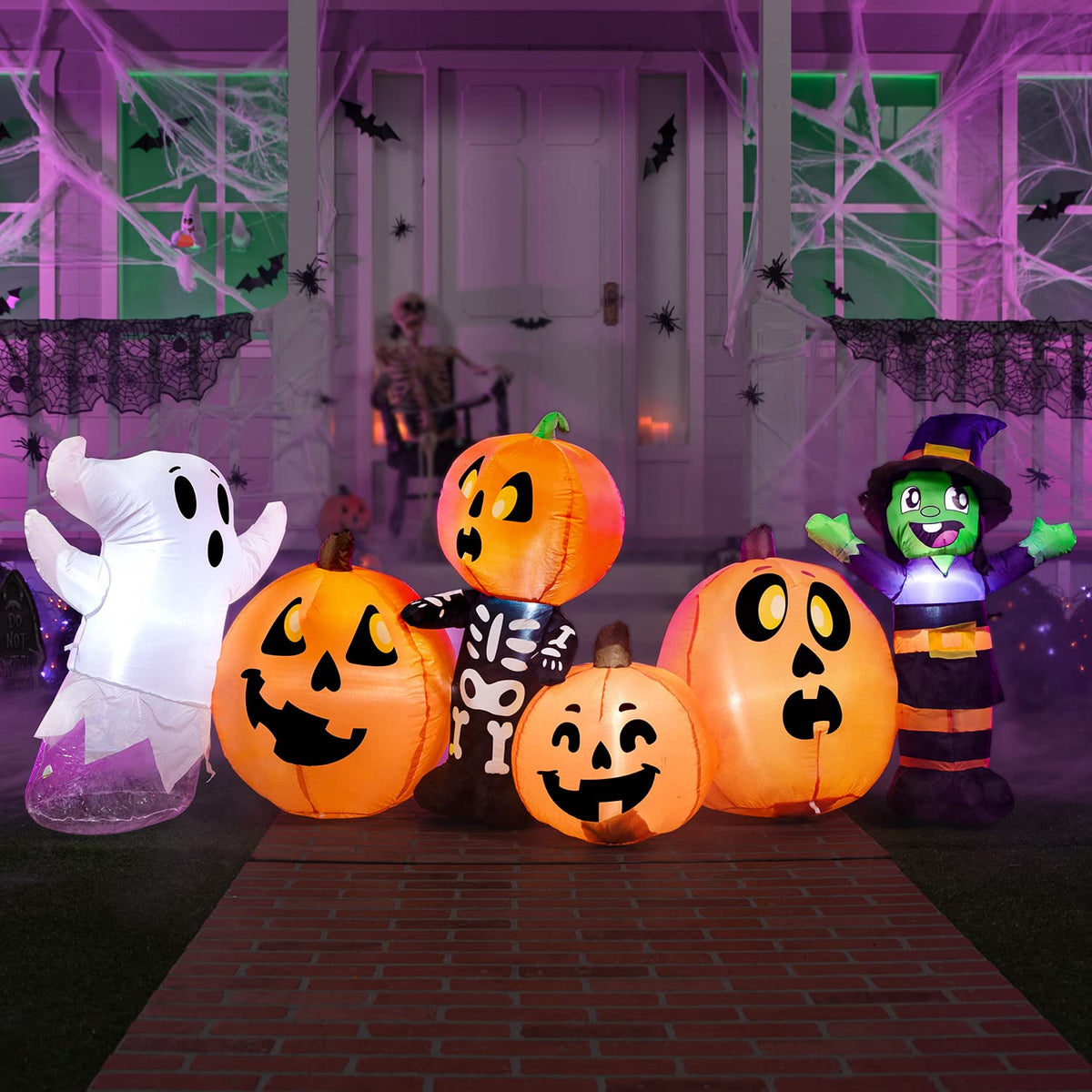8 ft Inflatable Halloween Decoration with LEDs F460