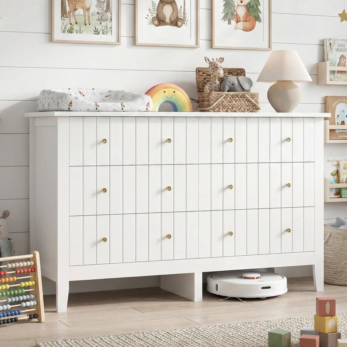 White 6 Drawer Dresser Z558130